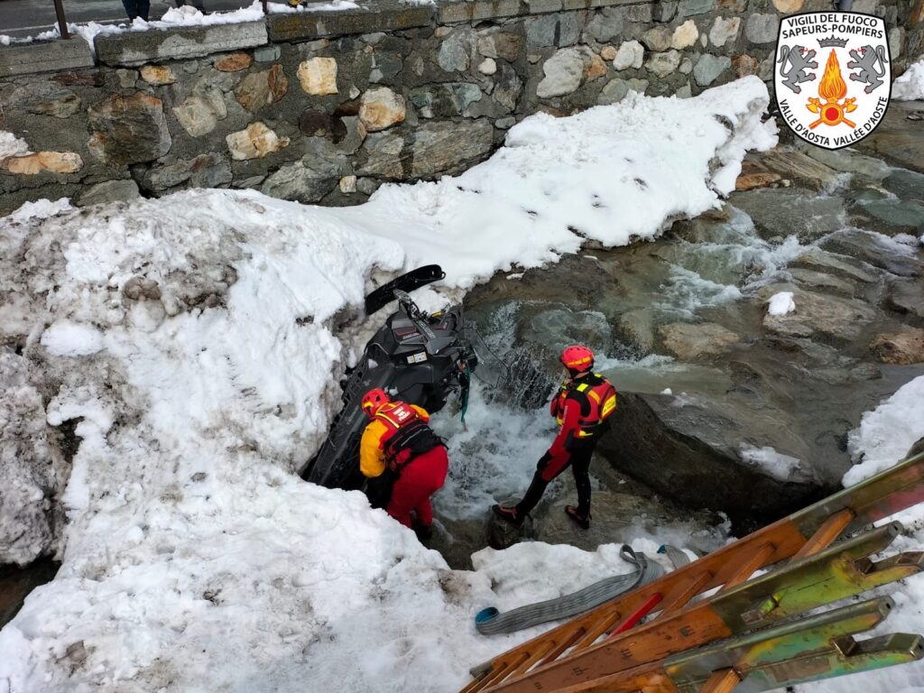 20230329-cervinia-incidente-motoslitta