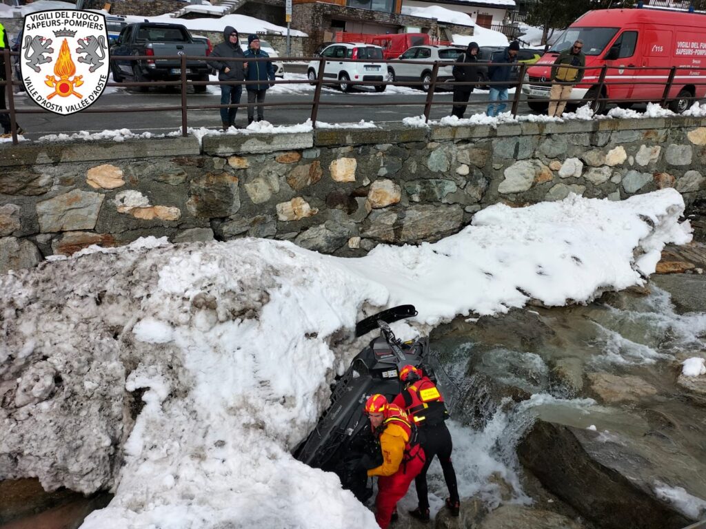 20230329-cervinia-incidente-motoslitta