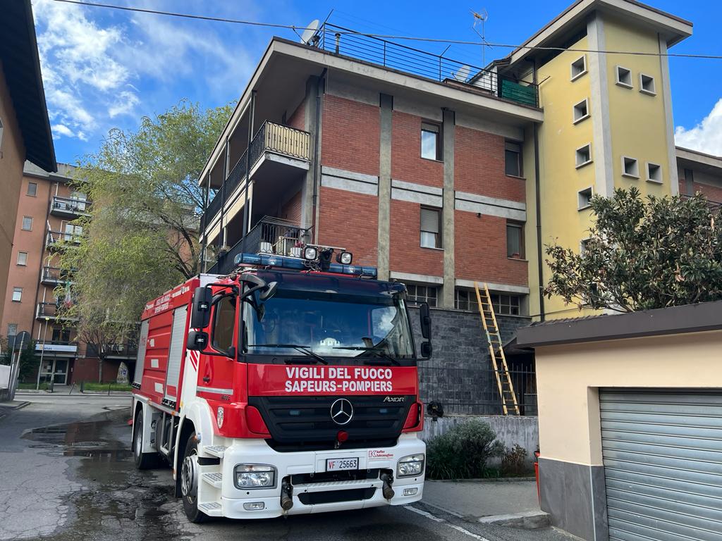 Incendio di un silo in una falegnameria di Aosta