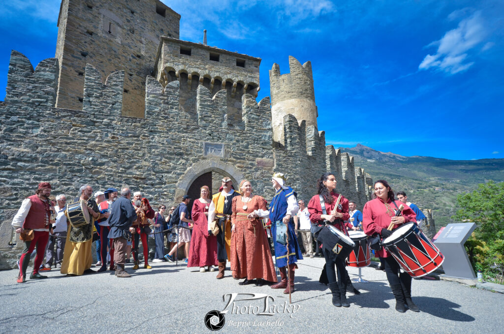 rievocazione medievale fenis Le Cors dou Heralt
