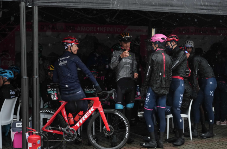 Giro d'Italia 2023: salta la tappa in Valle d'Aosta