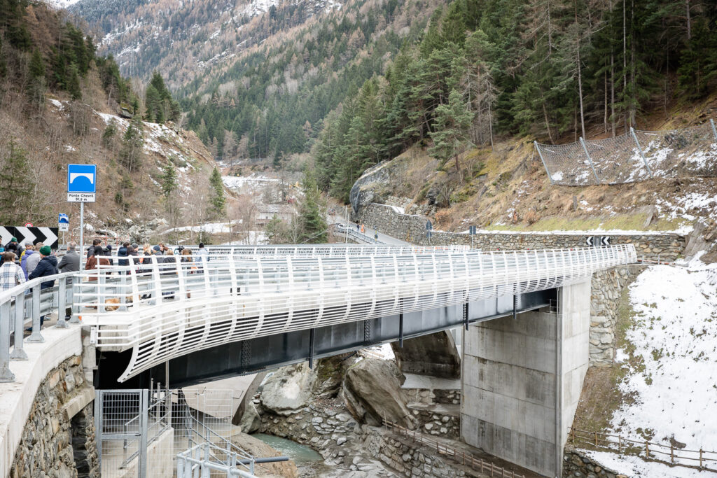 Ponte di Chevril sulla S.R. 47 di Cogne