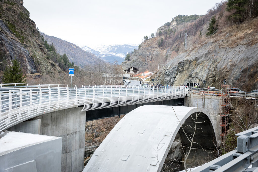 Ponte di Chevril sulla S.R. 47 di Cogne