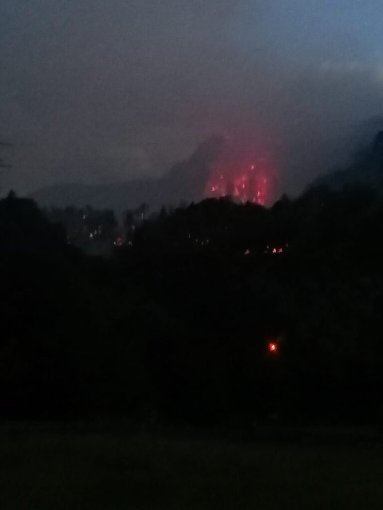 Incendio Aymavilles verso cogne