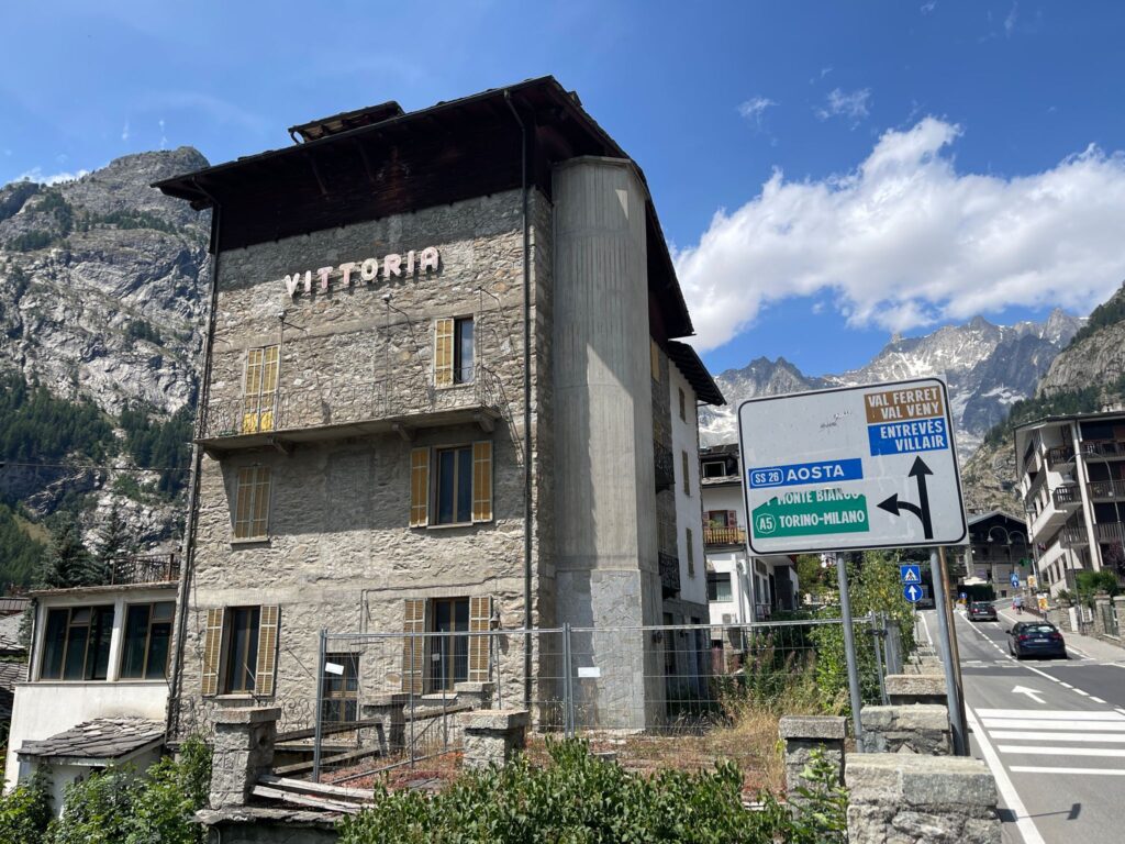 Ex hotel Vittoria a Courmayeur