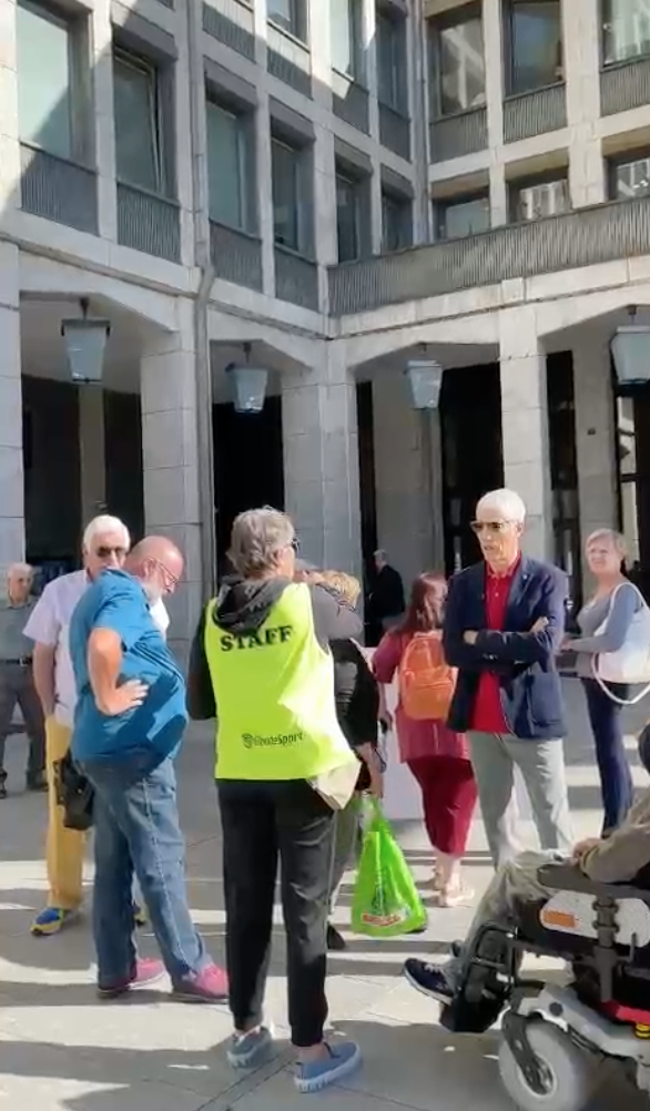 20230927-valle-daosta-aosta-quartiere-cogne-caro-affitti-protesta