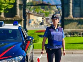 Monica Catalano è la prima donna, in VdA, autista di una gazzella dei Carabinieri