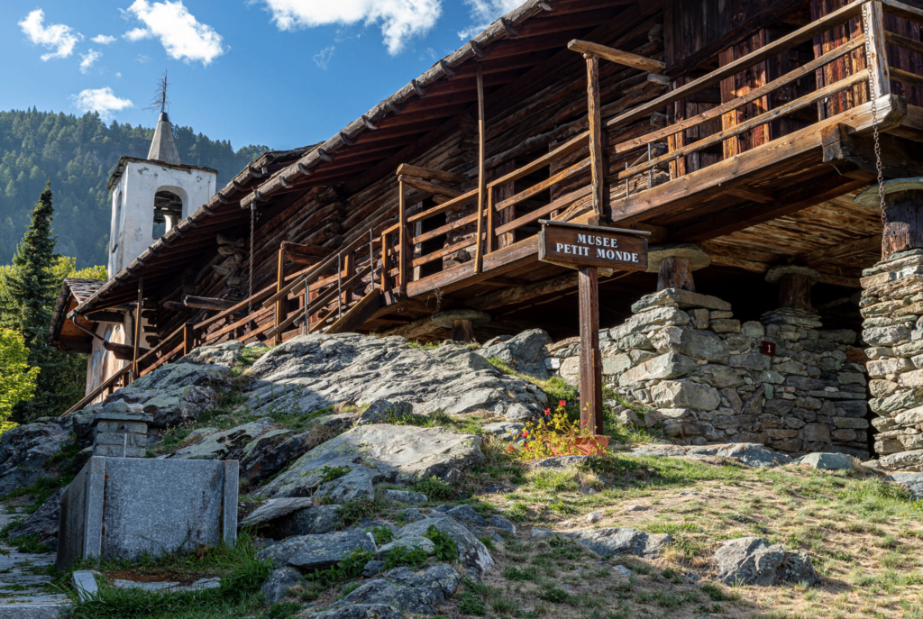 valle-daosta-torgnon-petit-monde