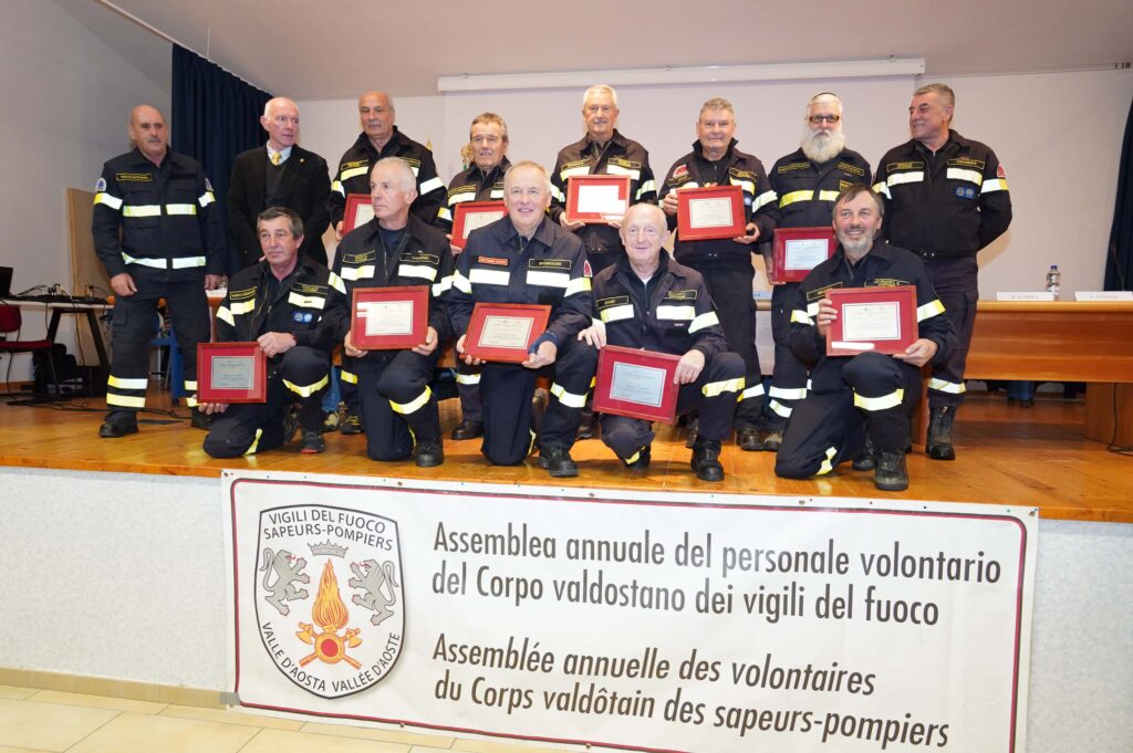 20231112-valle-daosta-assemblea-vigili-fuoco-volontari