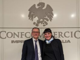 Giovani Ali Confcommercio: rieletta presidente Clara Acerbi