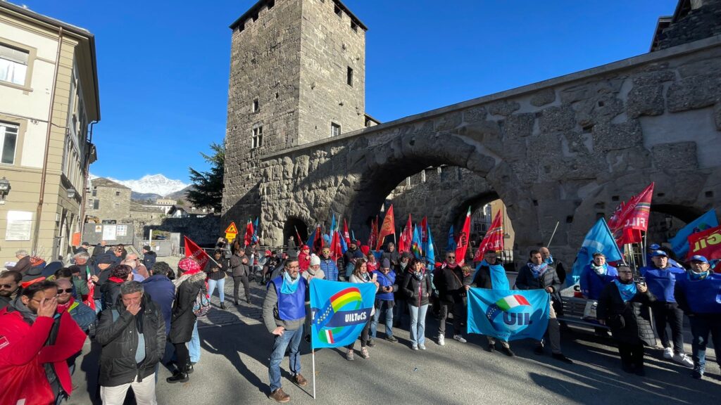 20231124-valle-daosta-aosta-governo-meloni-sciopero