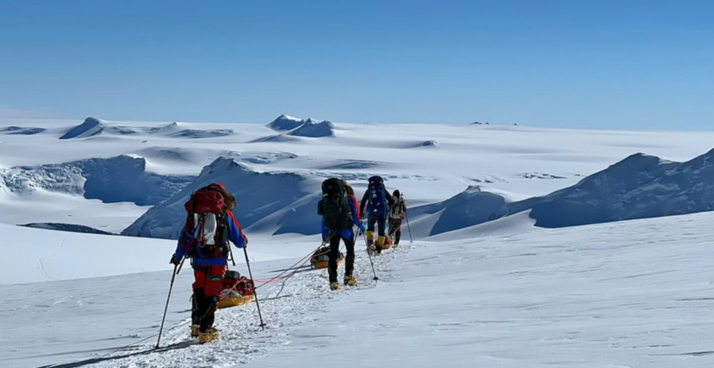 2023-valle-daosta-antartide-monte-vinson-marco-camandona