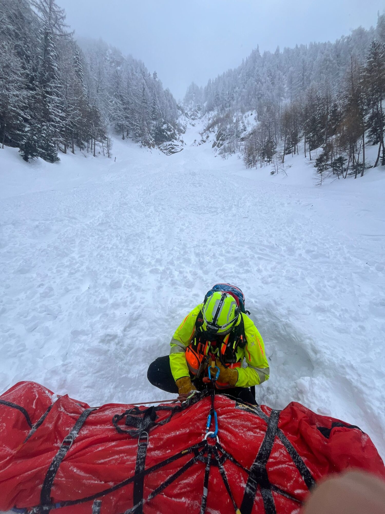 Freerider travolto da una valanga a Courmayeur
