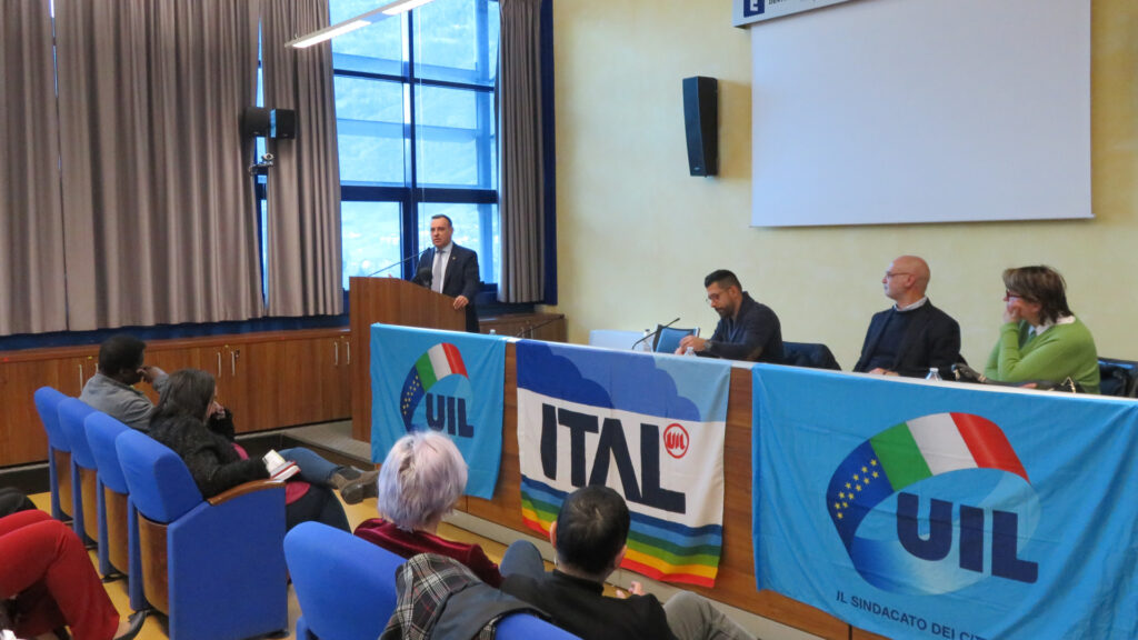 franco manes assemblea uil lavoratori frontalieri