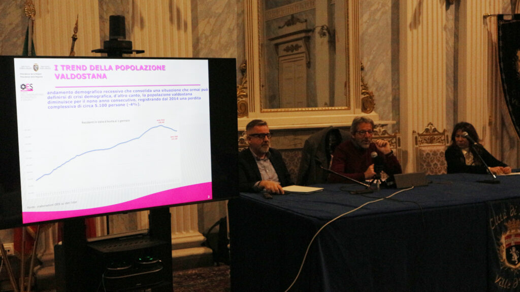 Dario Ceccarelli spiega i dati sul calo demografico in Valle d'Aosta