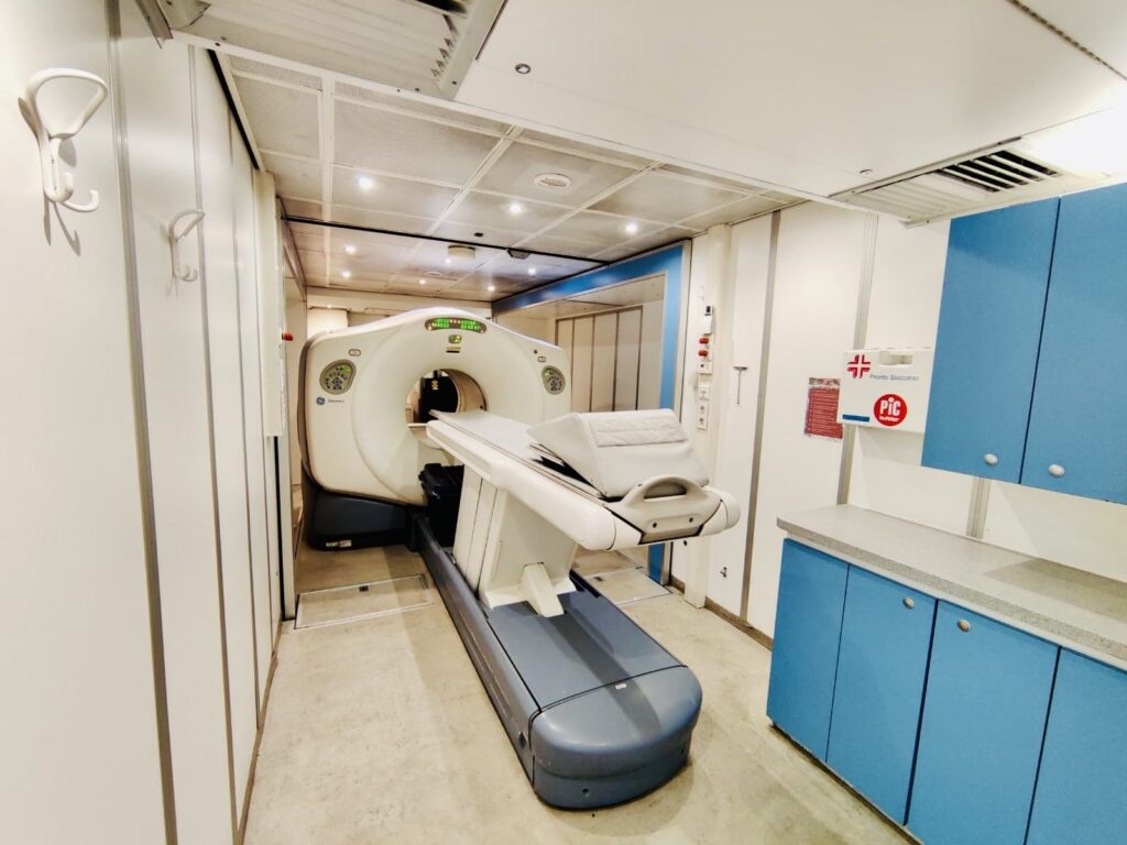 Sala PET noleggiata