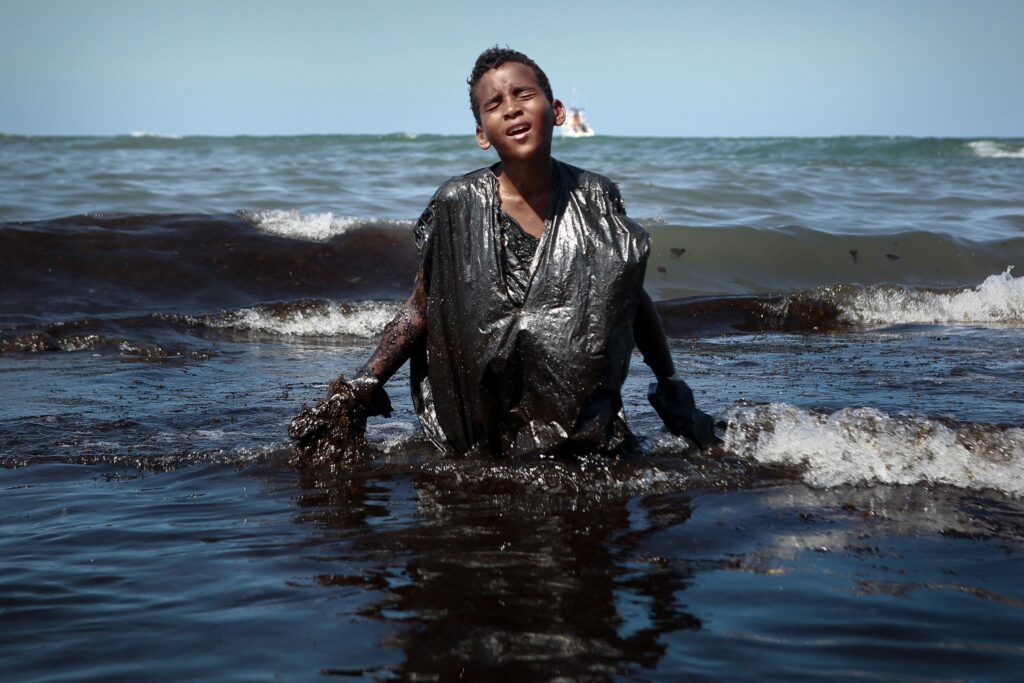 Brazil Environment Pollution Oil Beach