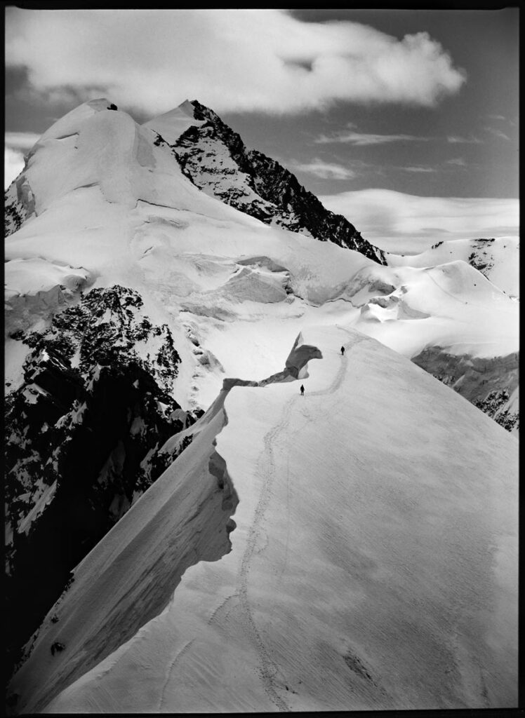 Monte Rosa, Breithorn Centrale, sullo sfondo il Lyskamm Anni 1990