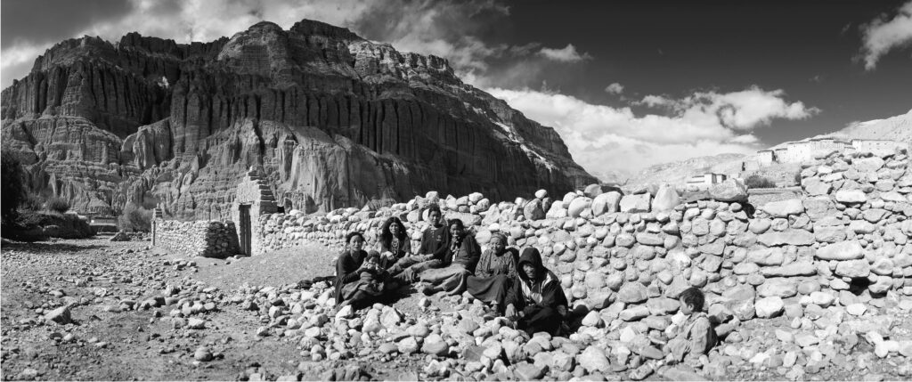 Mustang, incontro lungo la Kaligandaki, fiume che nasce dalle montagne dell’alto Mustang 1996