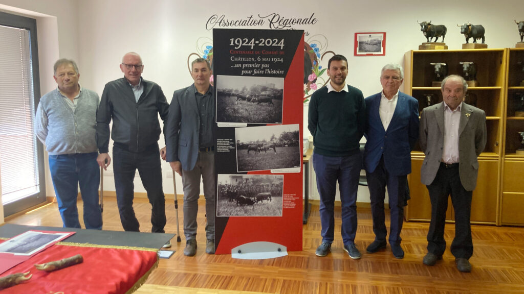 Pino Balicco, Renzo Testolin, Roberto Bonin, il pannello commemorativo dei cent'anni di batailles, Marco Carrel, Ettore Marcoz e Bernard Clos