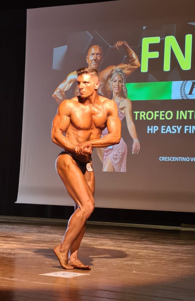 Davide Scirè atleta valdostano di bodybuilding