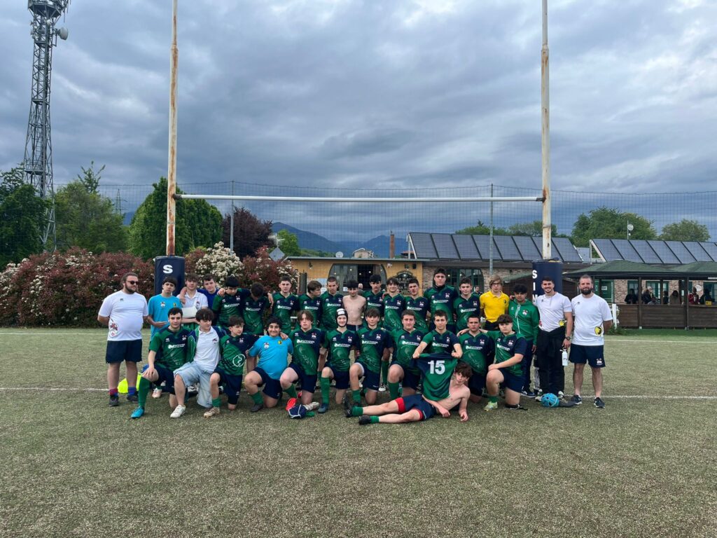U16