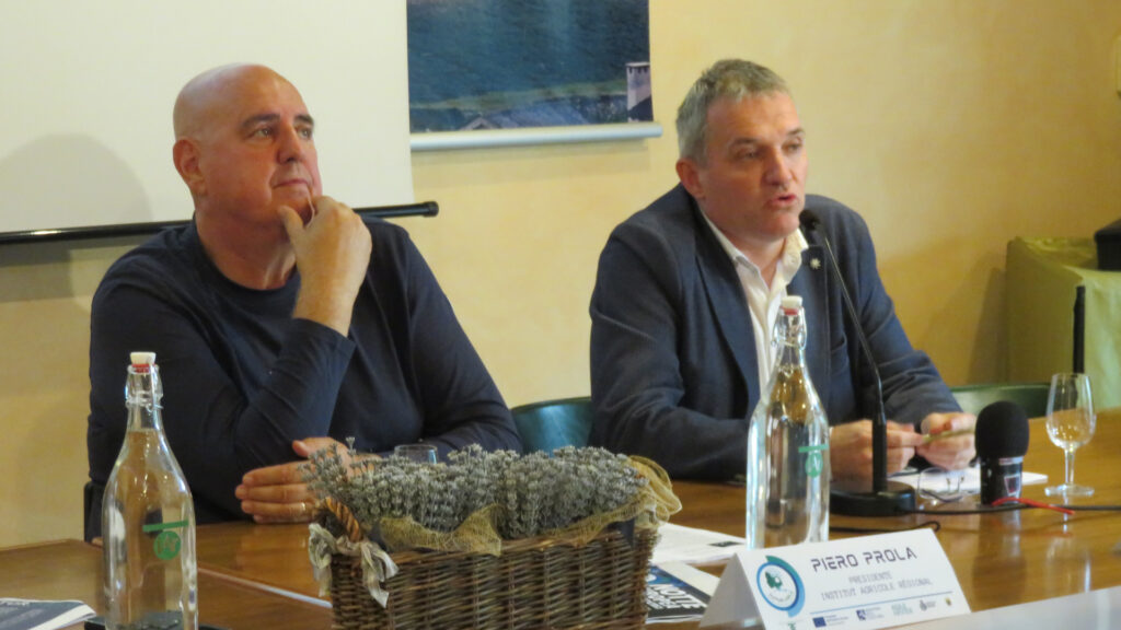 Piero Prola, presidente del CdA dell'Institut Agricole Régional e Mauro Lucianaz, sindaco di Arvier