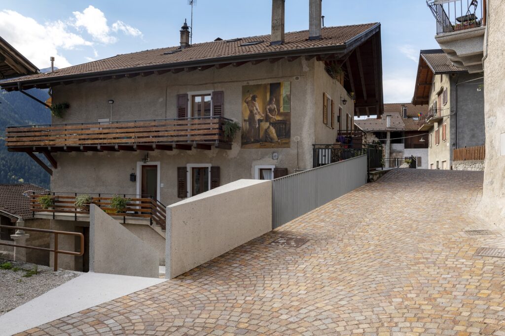 04franzosomarinelli Architetti Quattro Piazze E Una Via A Bolciana Foto Di Mariano Dallago