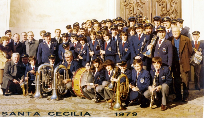Il Corps Philharmonique De Chatillon Nel 1979 Con L'allora Direttore Lino Blanchod