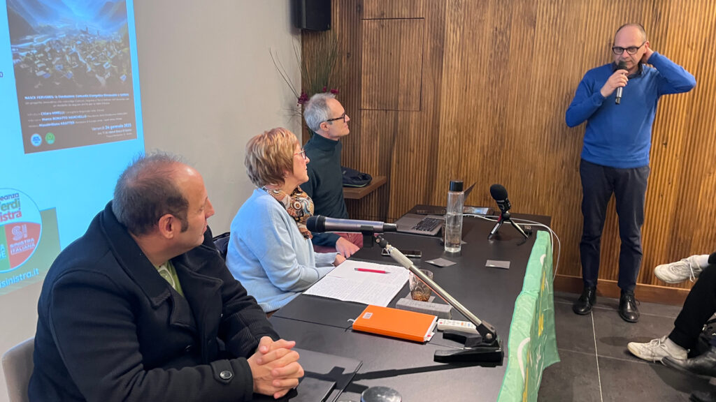 Michel Martinet, presidente dell'Unité des Communes Mont Emilius, interviene all'incontro sulla Cers Fervores