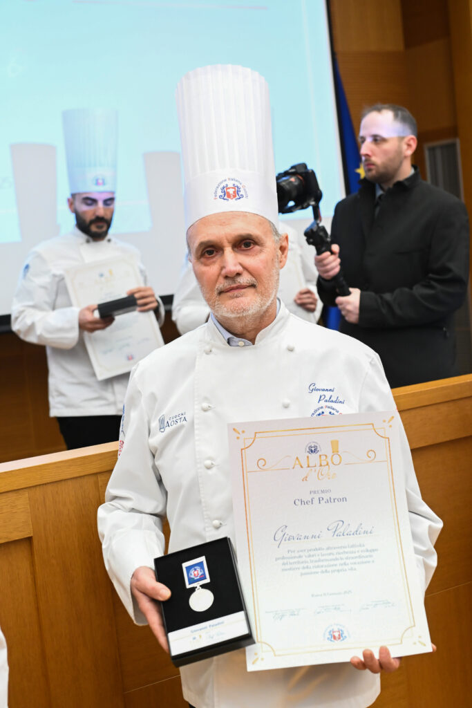 Premiato Albo D'oro 2025 categoria chef patron Giovanni Paladini