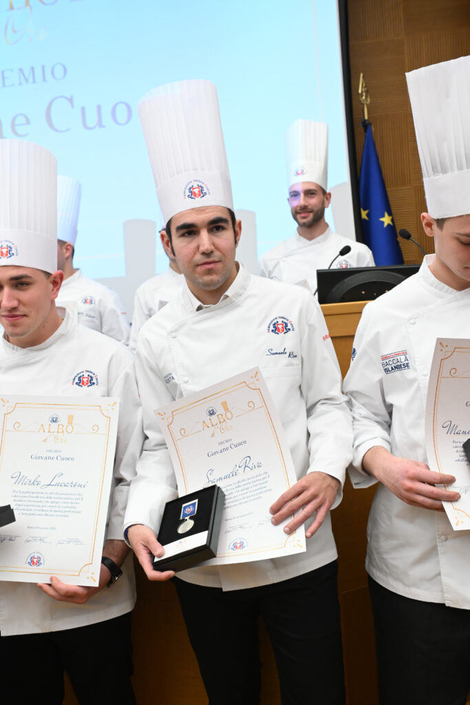 Premiato Albo D'oro 2025 Samuele Riva categoria giovani