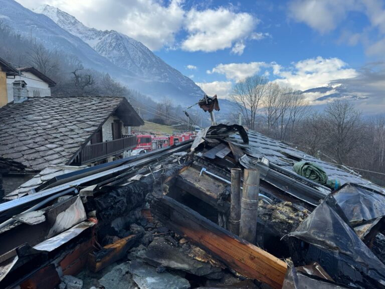 Incendio di un sottotetto a Saint-Marcel