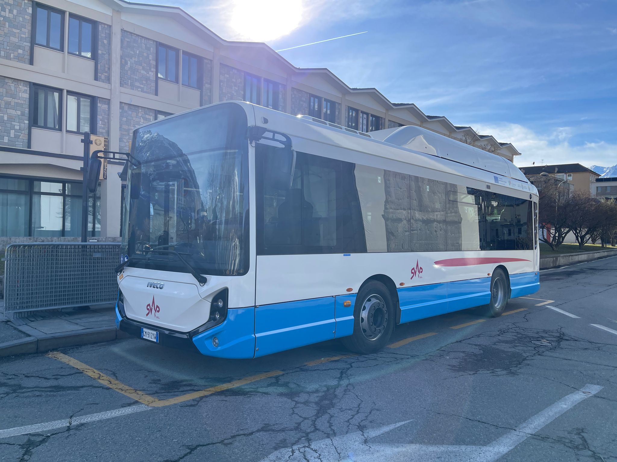 Il primo bus elettrico per il trasporto pubblico locale ad Aosta