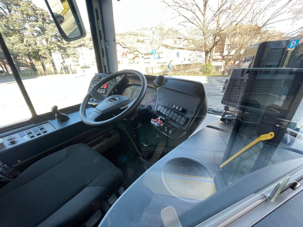 Posto di guida Il nuovo bus elettrico della SVAP 2025