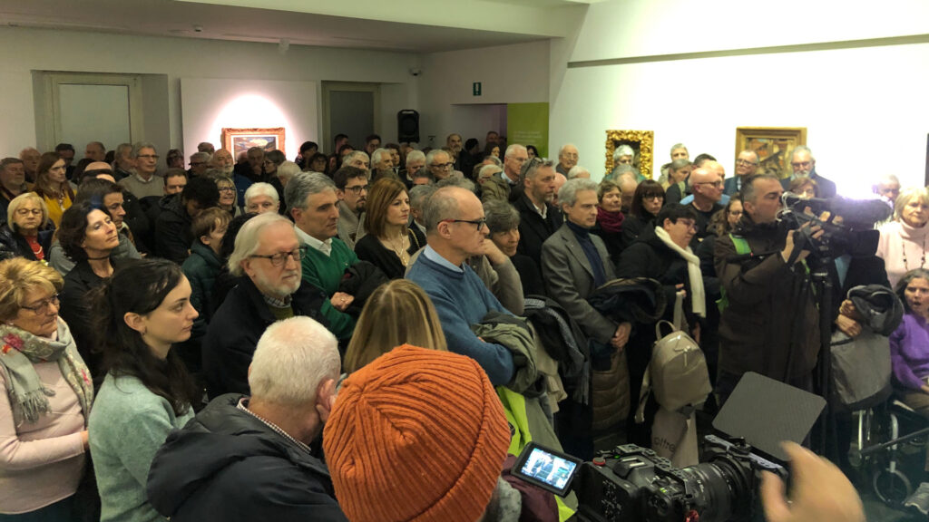 Il pubblico presente al vernissage della mostra su Italo Mus