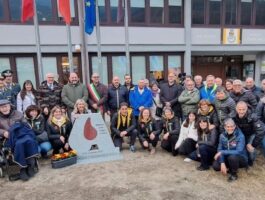 Avis: Gressan inaugura un monumento dedicato ai donatori