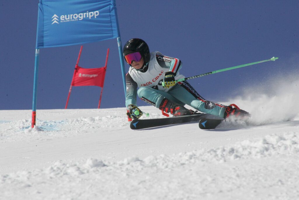 Simone Testolin 2835