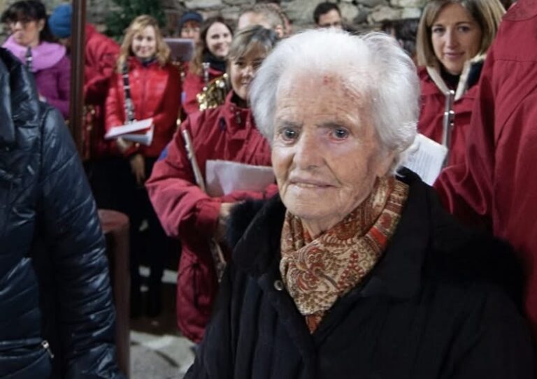 Anita Bryer Donna delle Istituzioni