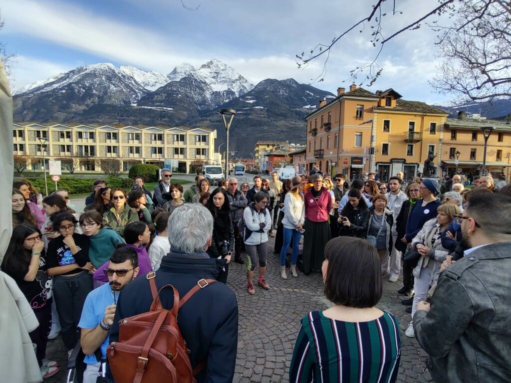 Inaugurazione della bibliocabina di piazza Arco d’Augusto ad Aosta