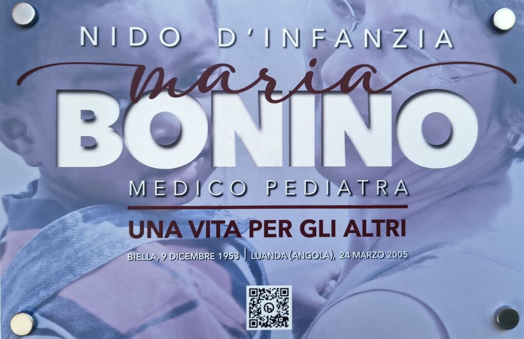 Targa che intitola il nuovo nido d’infanzia del quartiere Dora a Maria Bonino