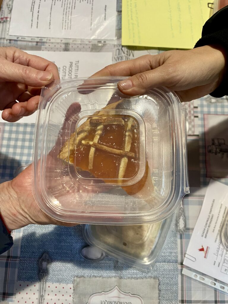 Noi contro lo spreco alimentare: un anno di Emporio solidale Quotidiamo