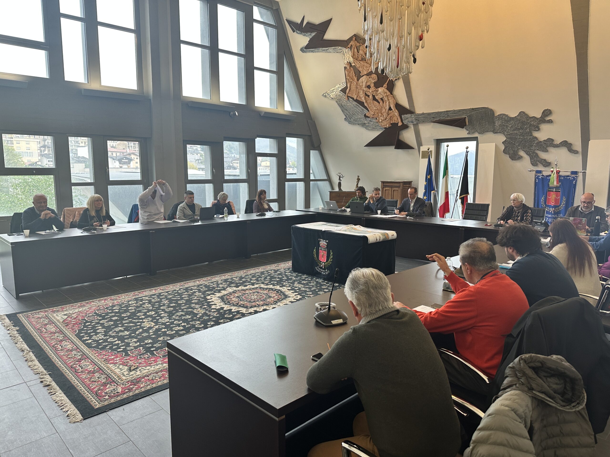 Consiglio comunale a Saint-Vincent il 17 aprile 202