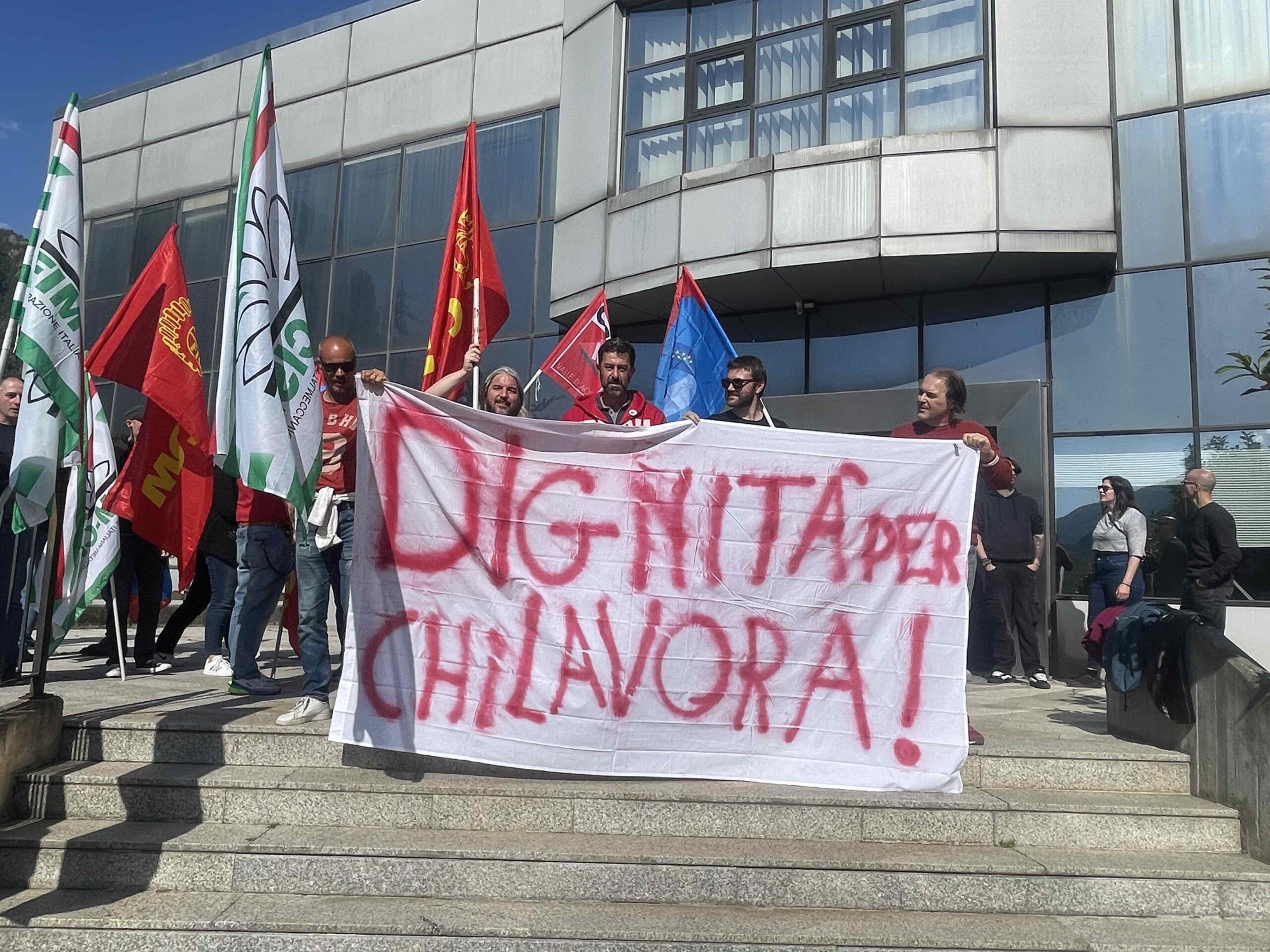 Presidio e sciopero alla Core Informatica