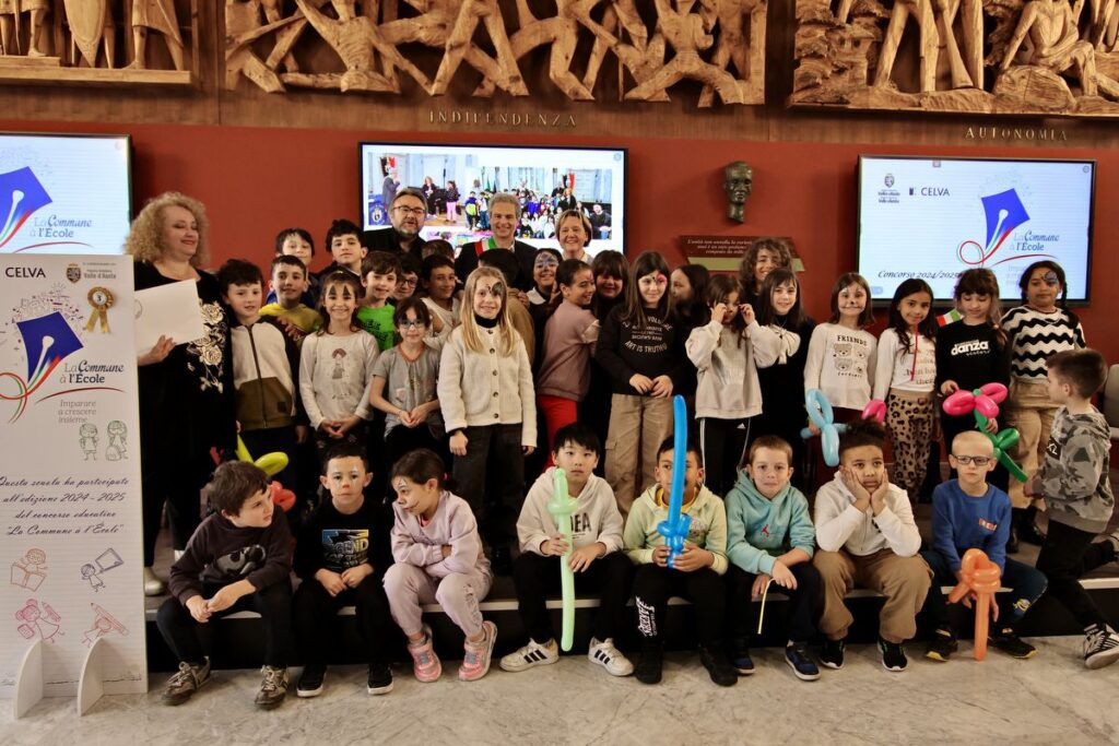 Premiazione Al Terzo Posto Primaria Dei Ragazzi Del Convitto Federico Chabod Di Aosta