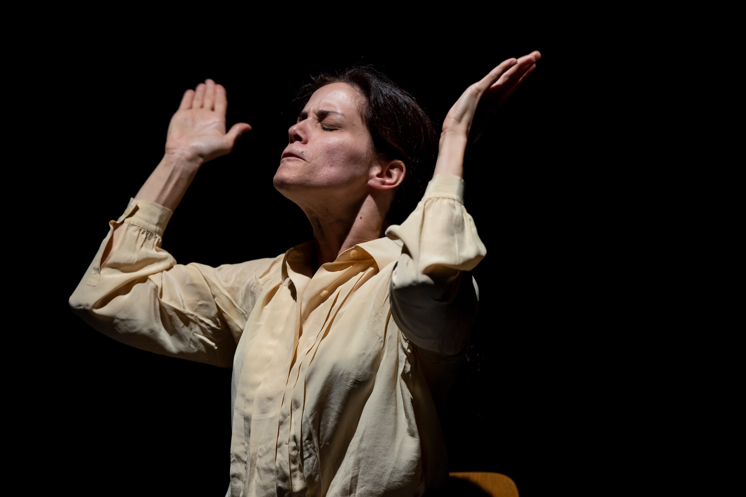 Luisa, spettacolo Luisa di Valentina Dal Mas, chiude la rassegna Voci dall’altro mondo