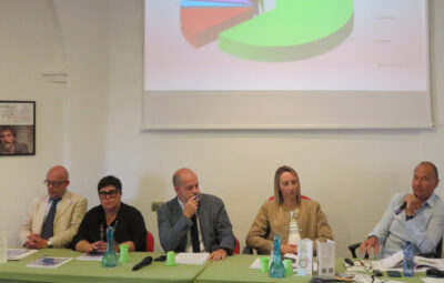 I membri del Corecom VdA, Alberto Jorioz, Simonetta Padalino, Cristiano Pivato, Elena Boschini ed il direttore Francesco Ciavattone