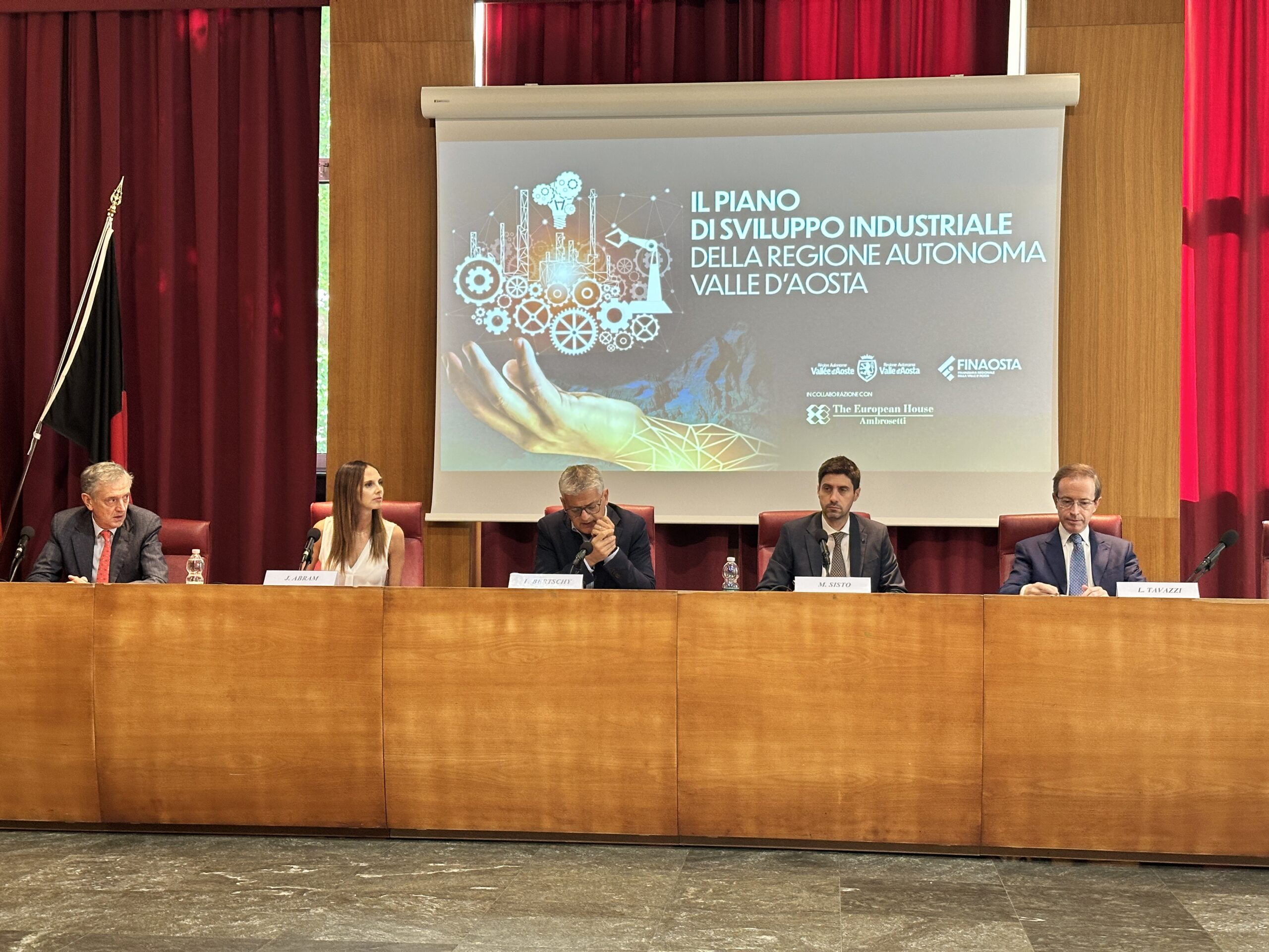 Piano di sviluppo industriale della Valle d\'Aosta