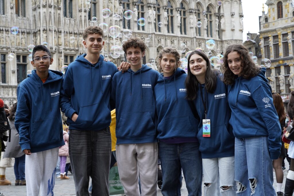 Cactus Erasmus+ 01 Da Sx Lando Bertuletti, Filippo Sapia, Laurent Favre, Madeleine Montrosset, Beatrice Lorenzetti, Sophie Stevanon