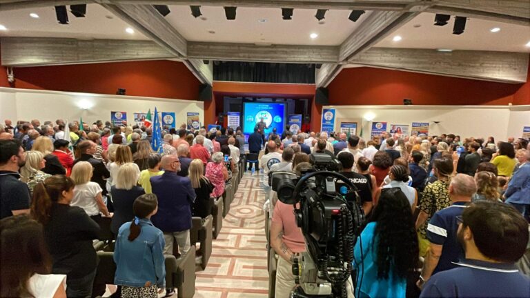 Le liste di Forza Italia e La Renaissance per le elezioni regionali e del Comune di Aosta